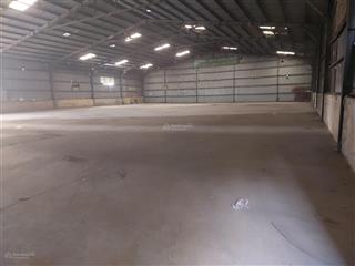 Cho thuê kho 900m² mặt tiền nguyễn văn quỳ, quận 7  xe container vào tận nơi.