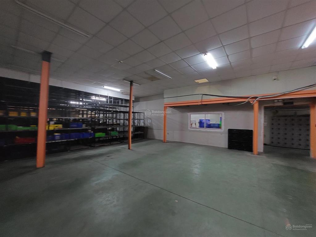 Cho thuê kho quận 7 dt 1000m trần mátđường trần trọng cung, gần kcx tân thuận
