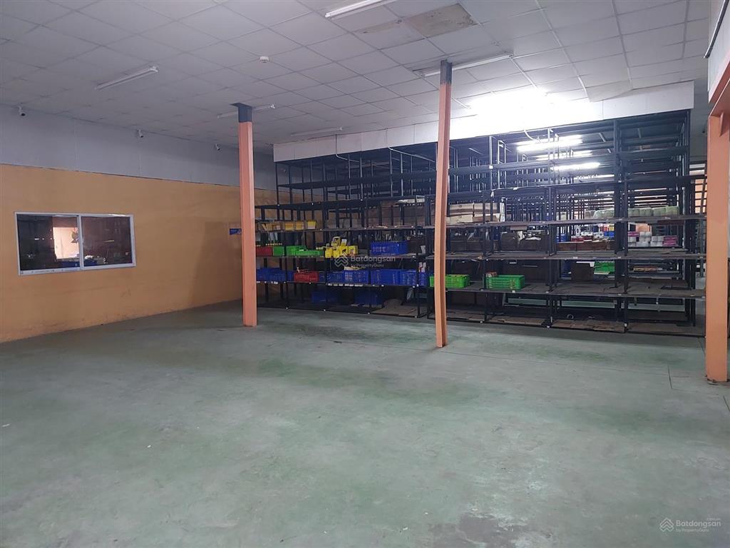 Cho thuê kho quận 7 dt 1000m trần mátđường trần trọng cung, gần kcx tân thuận