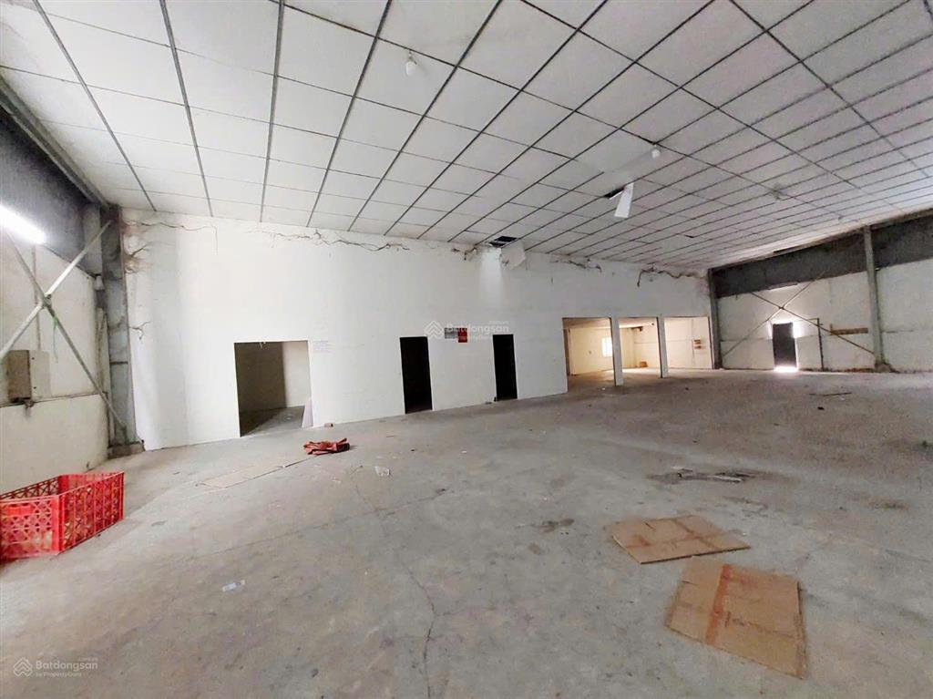 Cho thuê kho xưởng 500m² đường bế văn cấm, quận 7  khu tập trung studio, phim trường, livestream.