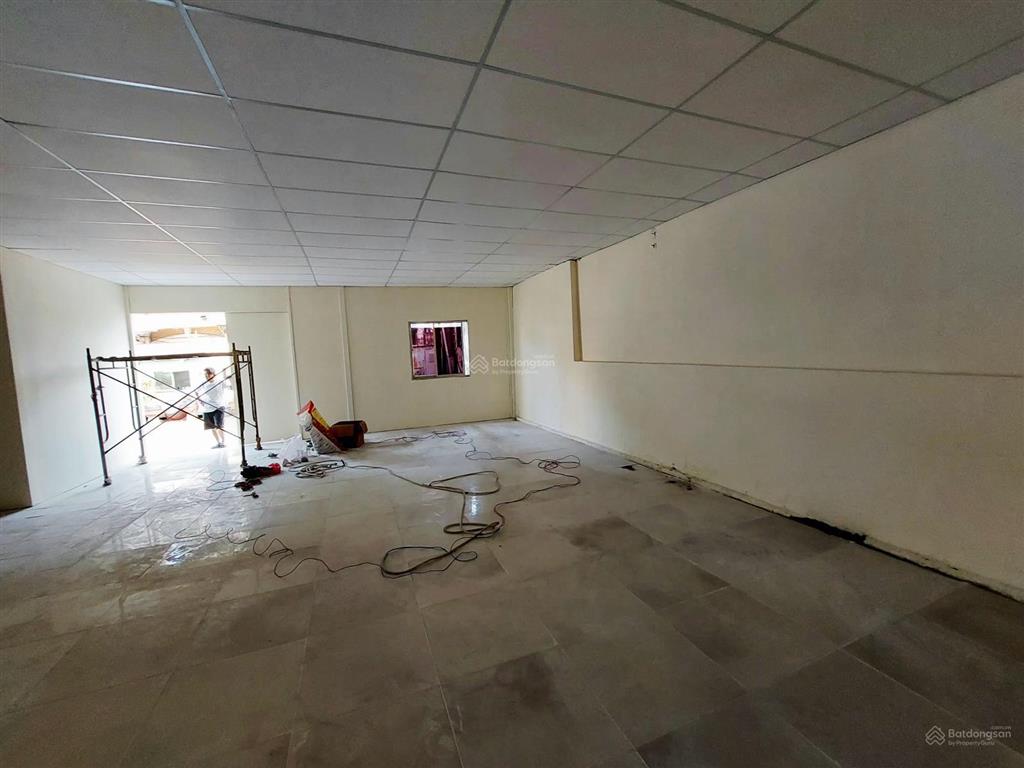 Thuê kho quận 7 diện tích 150m vị trí đẹp nguyễn văn linh gần kcx tân thuận xe cont 24/7.