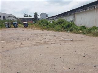 Thuê kho bãi quận 7 1400m giá 50ng/m2  bãi xe, vlxd cont vào tận nơi.