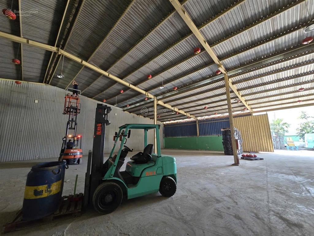 Cho thuê kho, nhà xưởng 600m2 tại nguyễn văn quỳ, giá ưu đãi 66 tr/th.