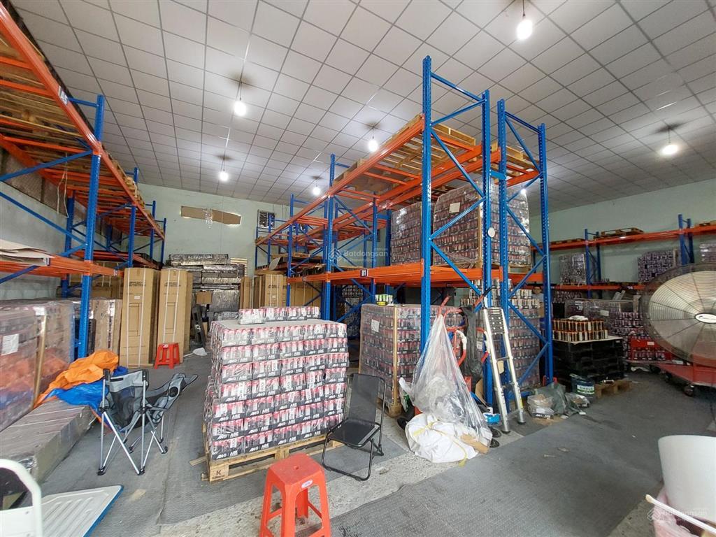 Cho thuê kho 300m2 quận 7 trần trọng cung gần kcx tân thuận giao thông thuận tiện