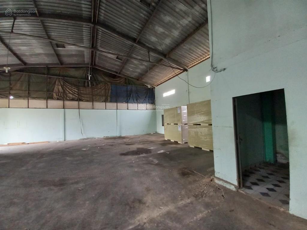 Cho thuê kho quận 7 dt 300m2 gần kcx tân thuận  vị trí thuận tiện  xe nâng, bốc xếp tận kho