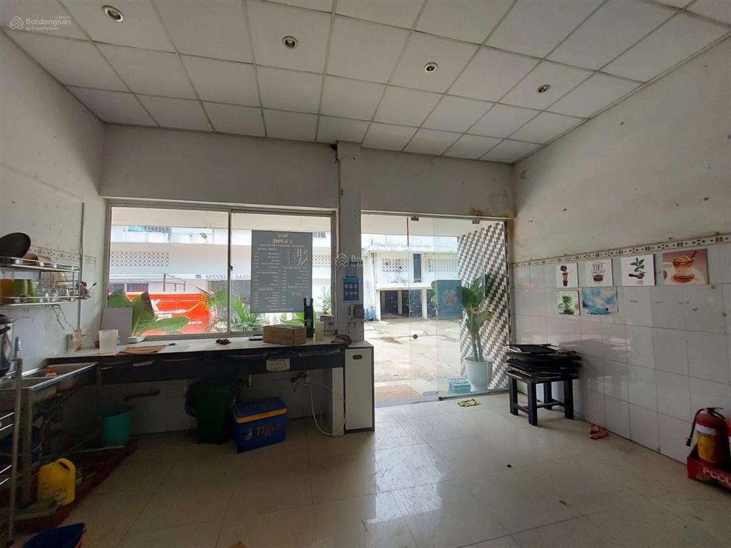 Cho thuê kho bãi 100m đường nguyễn tất thành, đẹp như văn phòng.