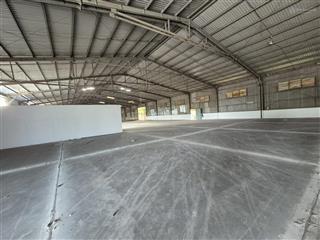 Thuê kho quận 7 dt 900m2 | 2 cửa nhập xuất, tường xây, điện 3 pha, pccc đầy đủ