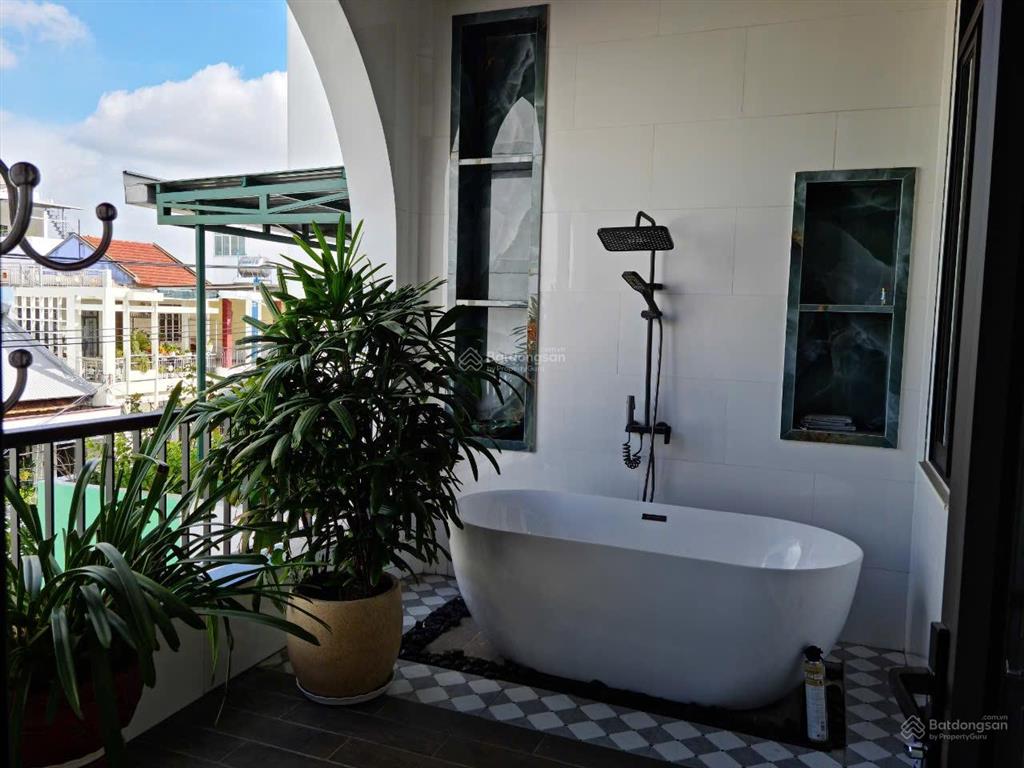 Cần bán biệt thự đường lê chân  nha trang siêu vip giá 28.5 tỷ.