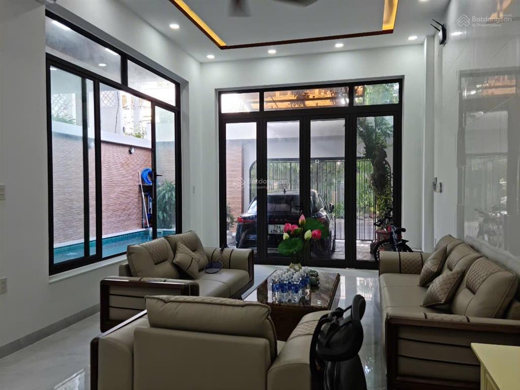 Cần bán biệt thự đường lê chân  nha trang siêu vip giá 28.5 tỷ.