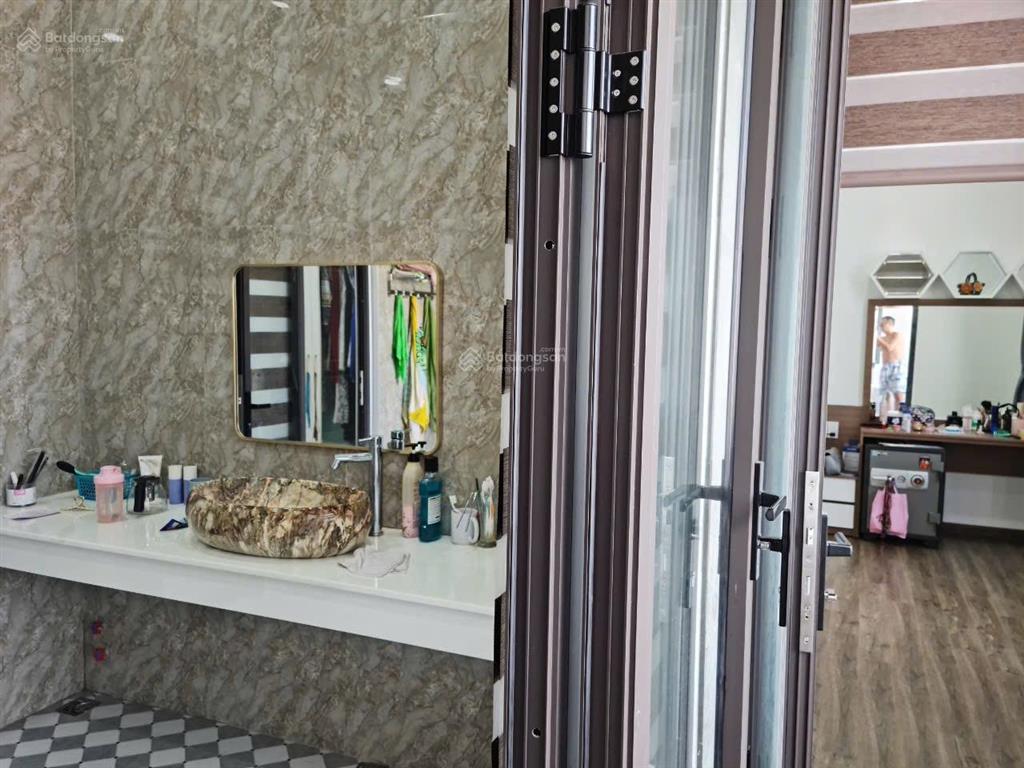 Cần bán biệt thự đường lê chân  nha trang siêu vip giá 28.5 tỷ.