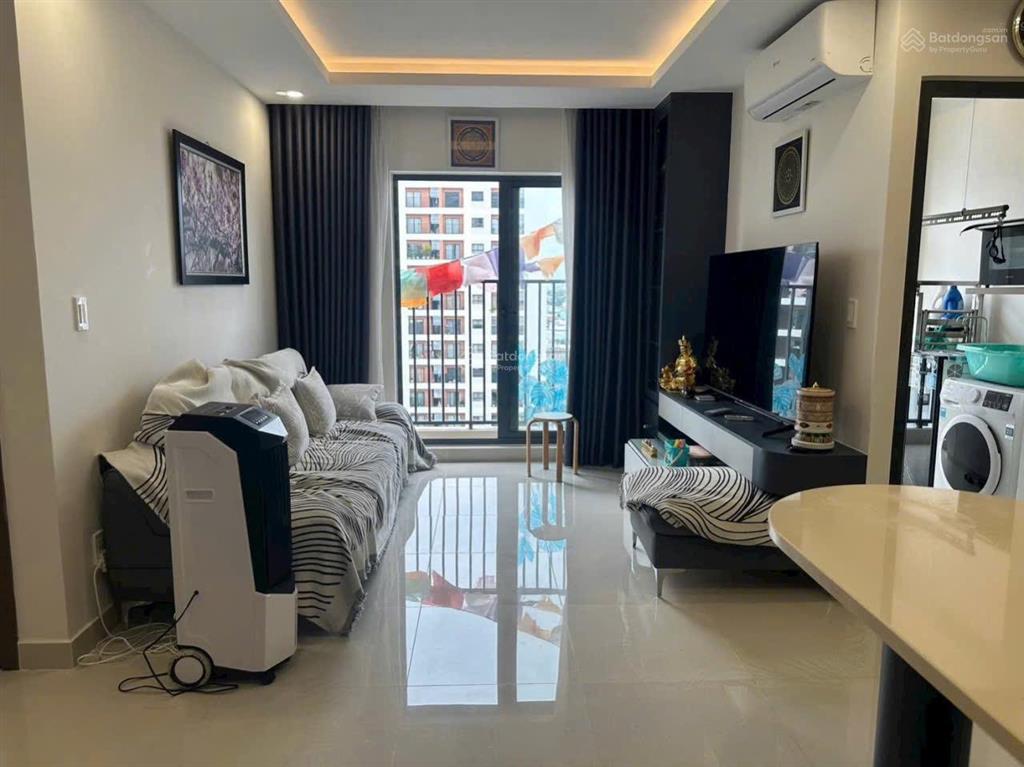 Bán căn hộ 2pn ct9 view hồ cực đẹp full nội thất đẹp