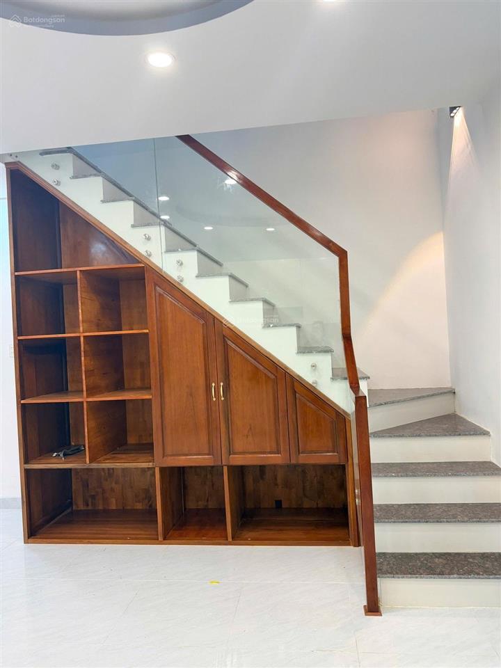 Bán nhà mặt tiền kinh doanh đường vạn hoà, phường nha trang, gần chợ đầm biển trần phú giá 9.3tỷ