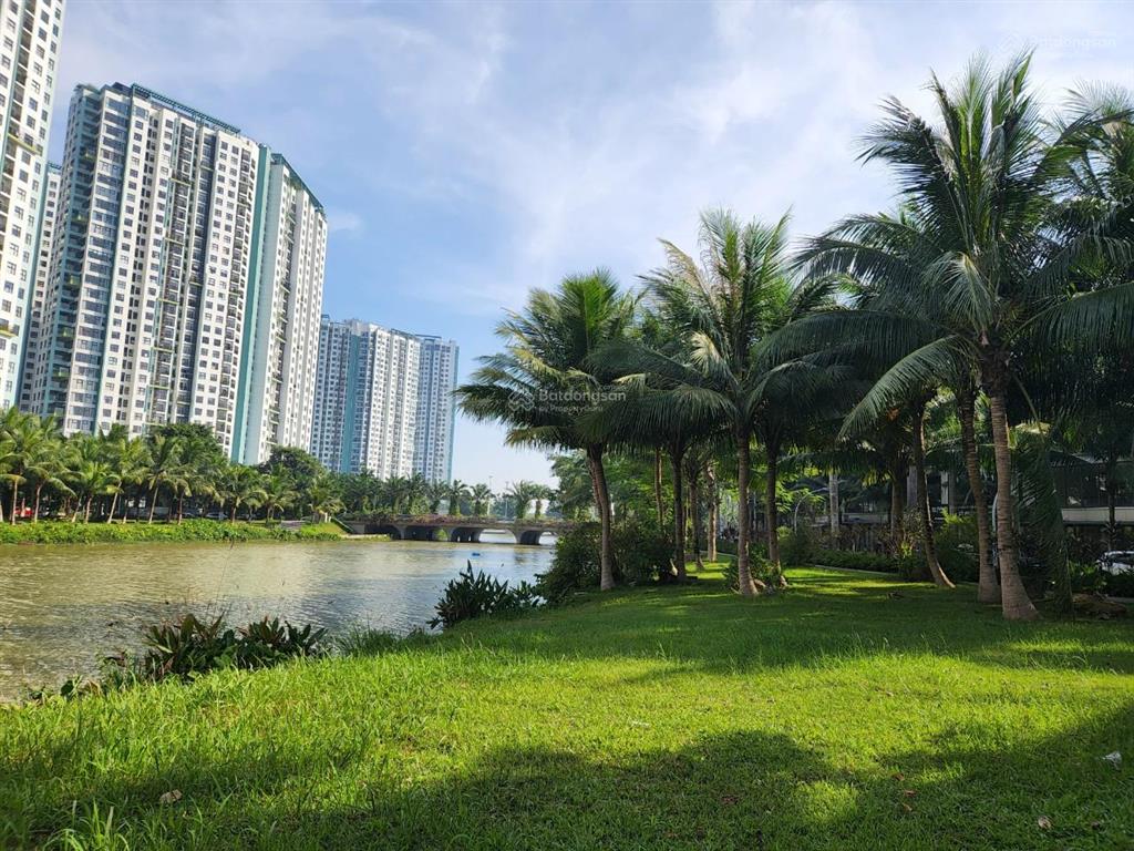 Cần bán nhà phố marina, dt 180m2, đã có sổ đỏ, hoàn thiện, giá hời thị trường,  0932 375 ***