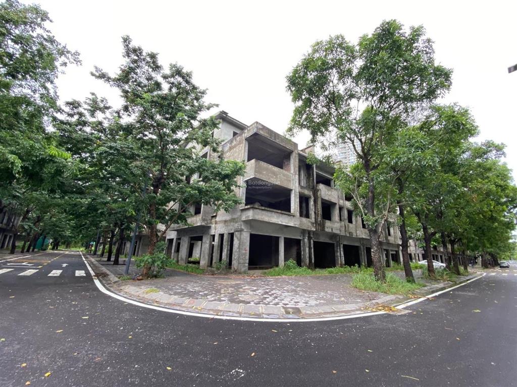 Bán nhà phố vạn tuế 100m2 sổ hồng giá rẻ 15,x tỷ