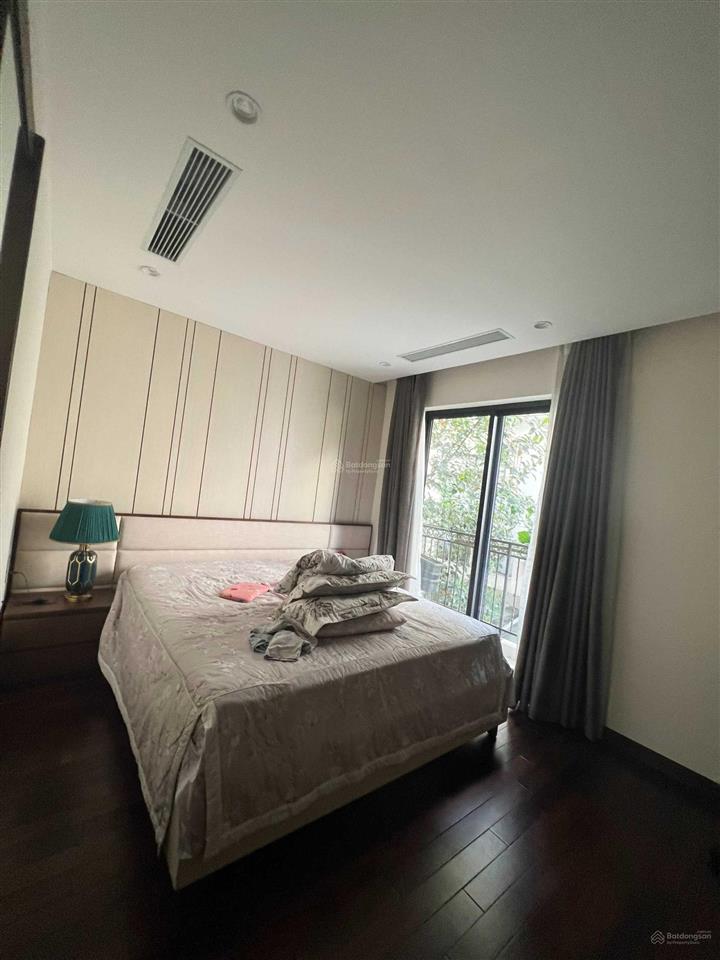 Bán biệt thự song lập góc marina 220m2x3 tầng hoàn thiện đẹp view vườn hoa, giá tốt thị trường