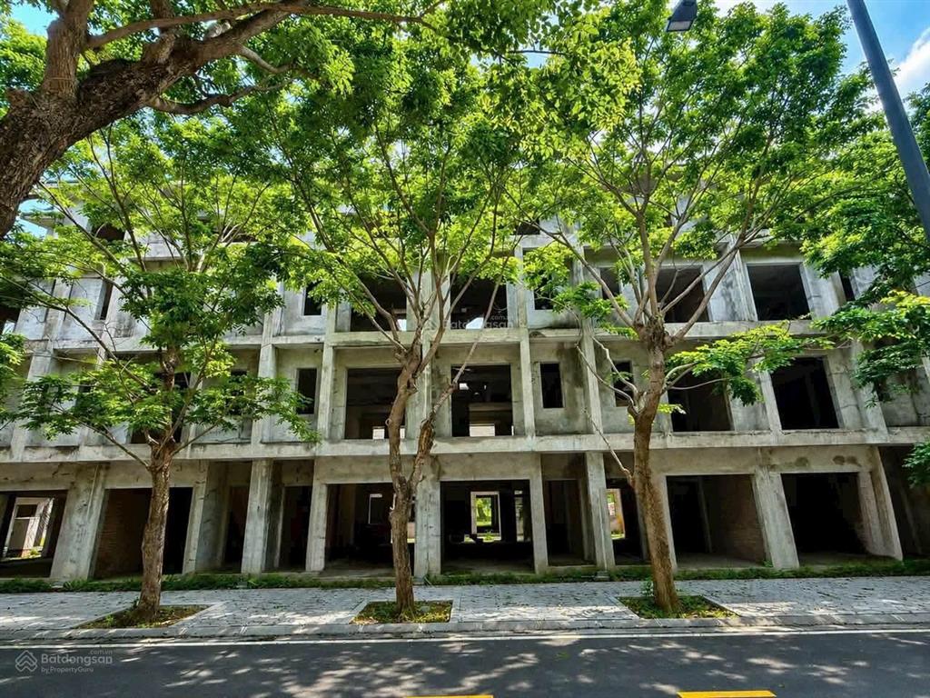 Bán liền kề vạn tuế giá rẻ 80m2  13,x tỷ