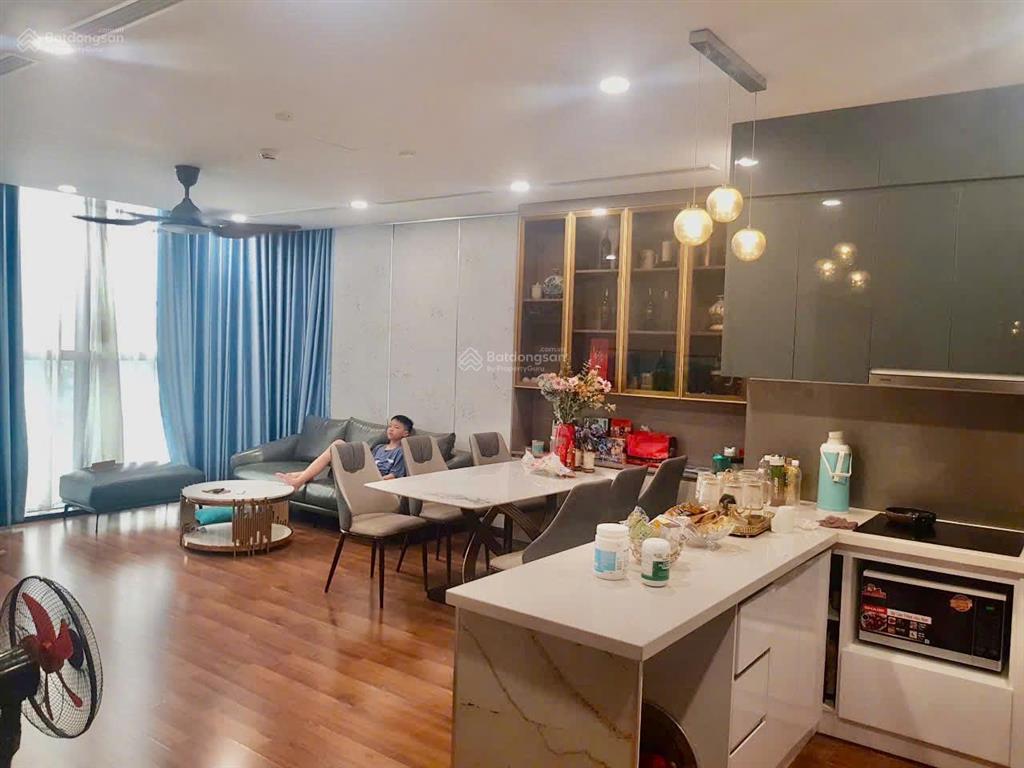 Chính chủ cần bán gấp căn 3pn mipec xuân thuỷ, giá tốt, thương lượng sâu trong tháng 7