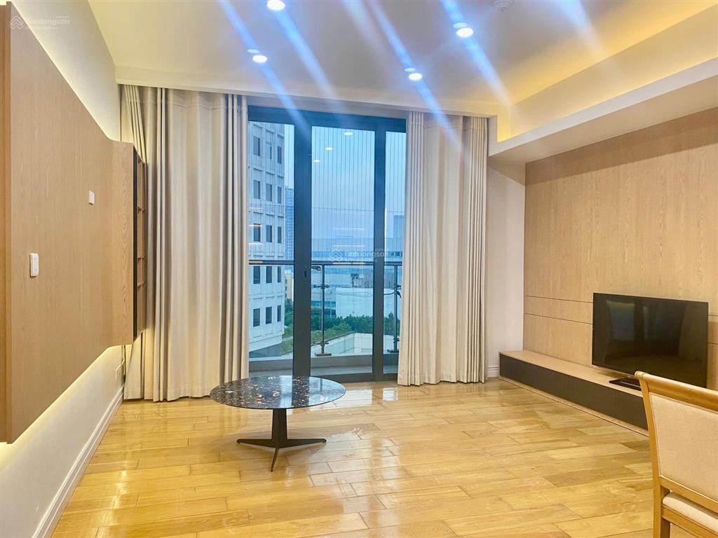 Chính chủ cần bán gấp căn 3pn toà iph xuân thủy, view đẹp, hướng mát, giá thị trường !