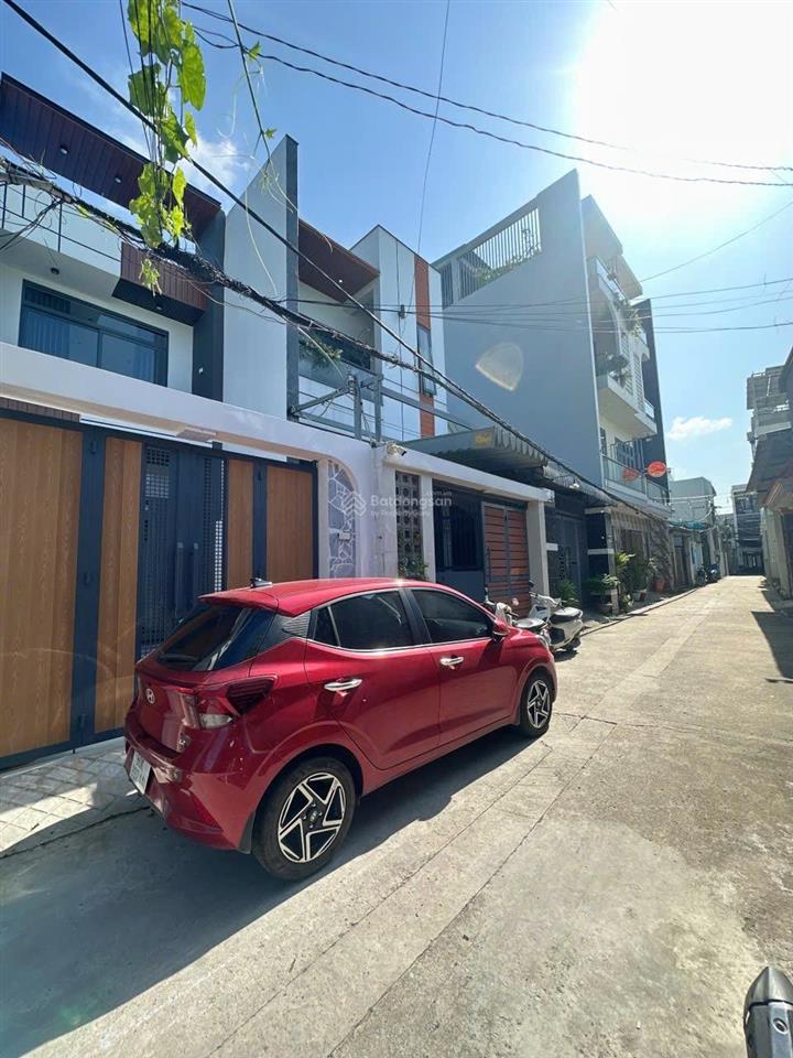 Bán nhà lầu gần siêu thị big c tân phong biên hoà