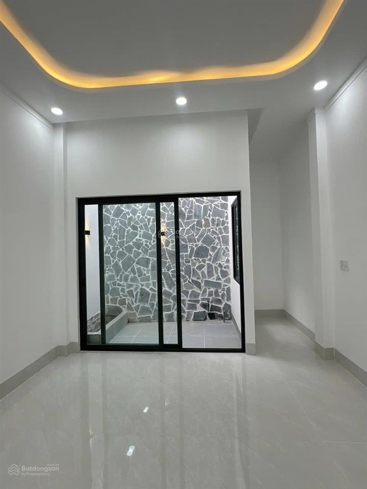 Bán nhà lầu gần siêu thị big c tân phong biên hoà