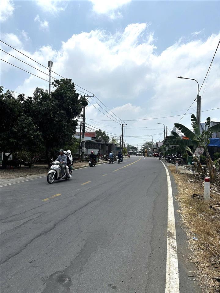 Cần bán mảnh vườn 1000m2 mặt chính bê tông, gần đường 118