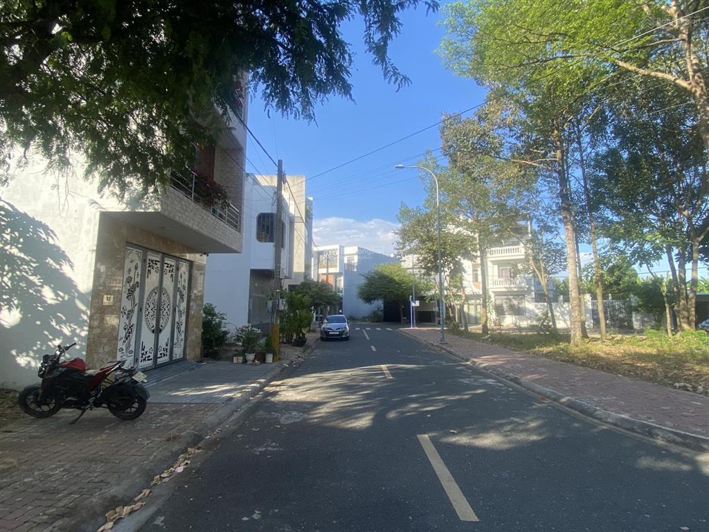 Bán đất 90m2 tại đặng thai mai, p phước nguyên, tp. bà rịa, 2,8 tỷ