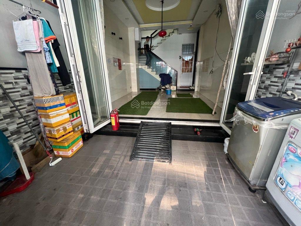 Nhà 2 tầng  nguyễn văn linh, q7  dt 4x20m  giá chỉ nhỉnh 6 tỷ tl cc