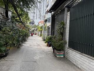 Nhà 2 tầng  nguyễn văn linh, q7  dt 4x20m  giá chỉ nhỉnh 6 tỷ tl cc