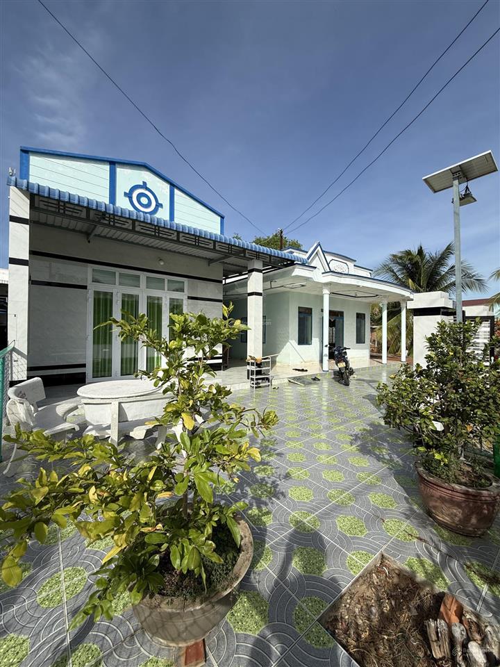 Chỉ 5tỷ gần  600m2 thổ cư  mt đường đt 716  hoà thắng  cách biển 5 phút