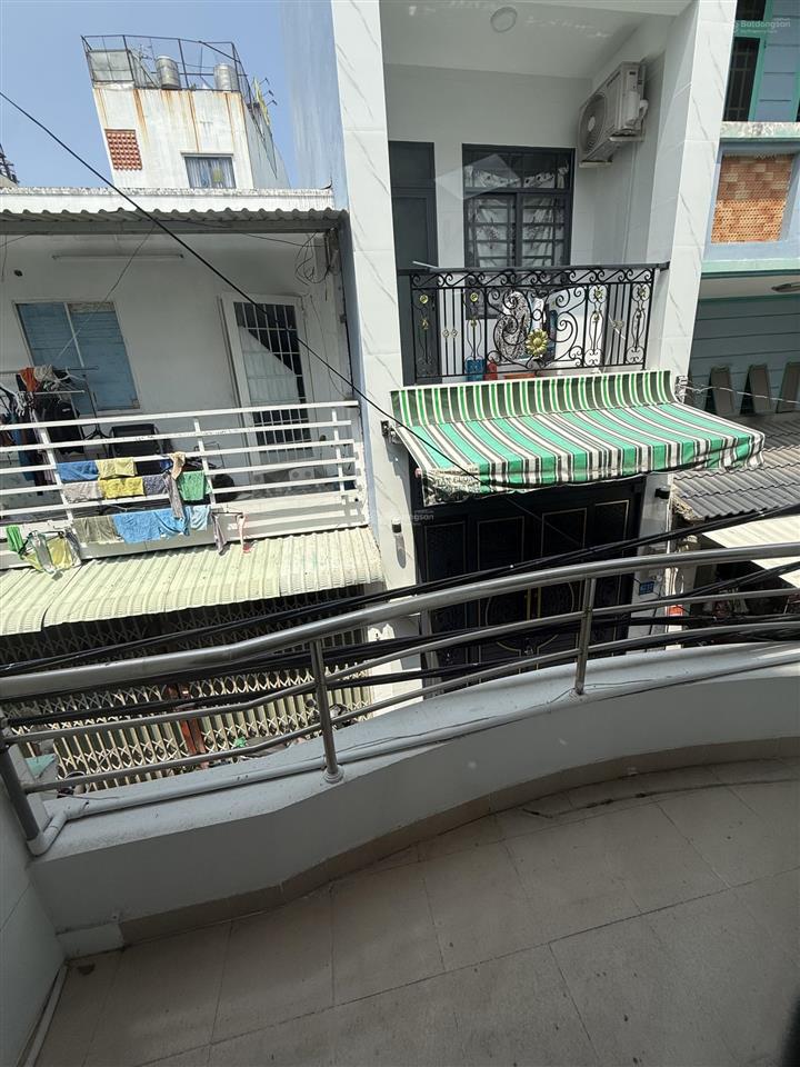 Nhỉnh 4 tỷ  hẻm ô tô thẳng 1 trục, nguyễn thị thập, quận 7, nhà 2 tầng, 4x8m vuông vức