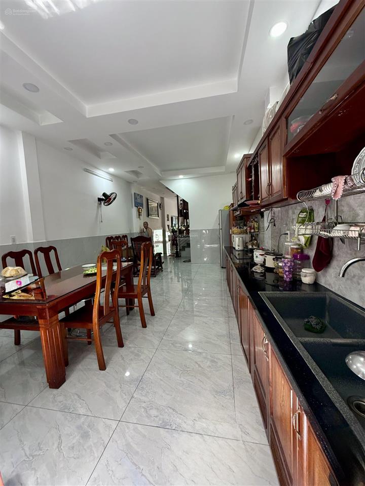 8tỷ89  3 tầng (4x20m) phú thuận, quận 7  xe hơi ngủ nhà  4pn, 5wc  nở hậu nhẹ