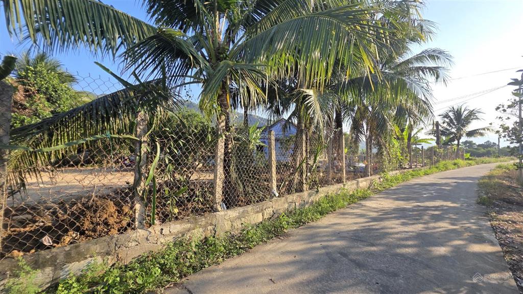 Lô diên an vị trí đẹp đường rộng 5m gần trung tâm tp nha trang.giá bán rẻ nhất thị trường 980 triệu