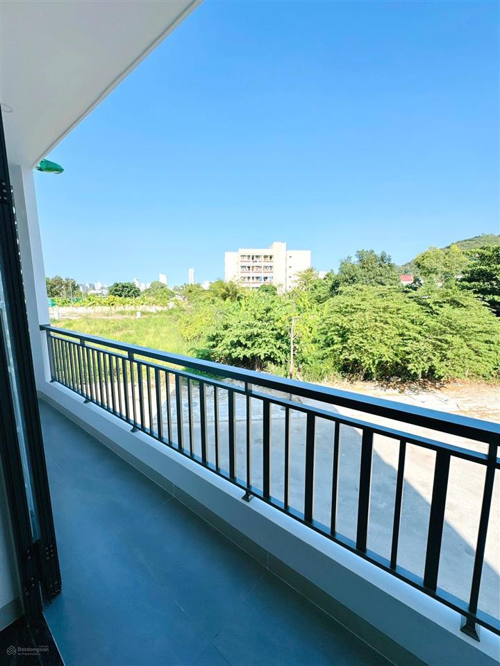 Cho thuê căn hộ mới có ban công  khu đô thị nam vĩnh hải, nha trang  giá 6,5 triệu