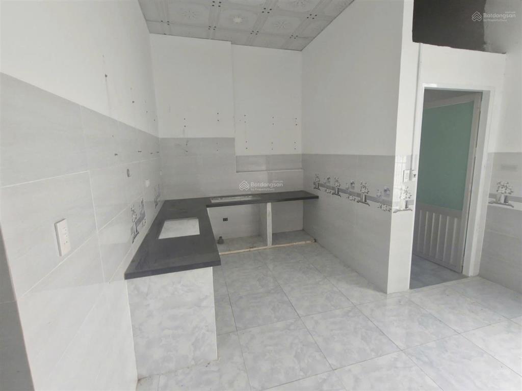 4,8 tỷ  nhà mặt tiền phước đồng, ở + kinh doanh đều được