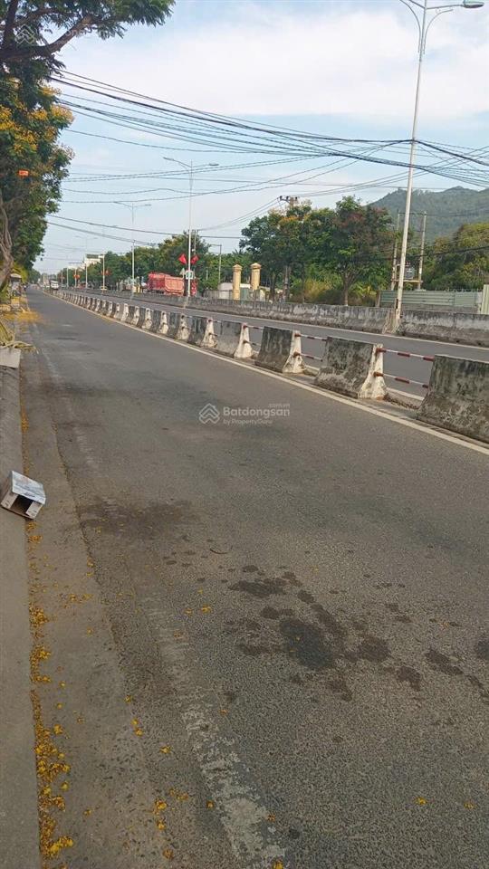 4,8 tỷ  nhà mặt tiền phước đồng, ở + kinh doanh đều được