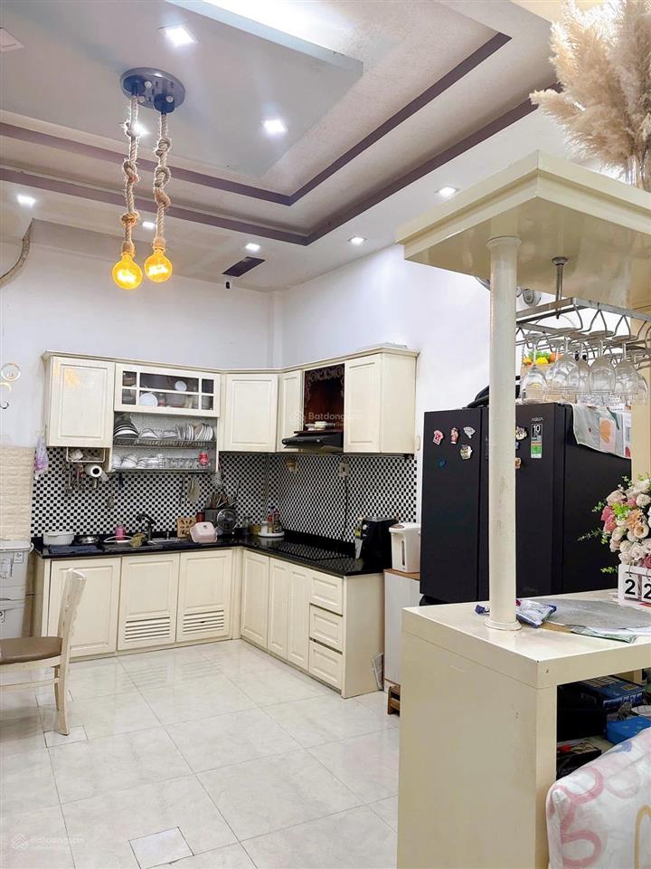 Chỉ 5,6 tỷ sở hữu căn nhà phố 70m2 mặt tiền đường hồng bàng, tttp nha trang