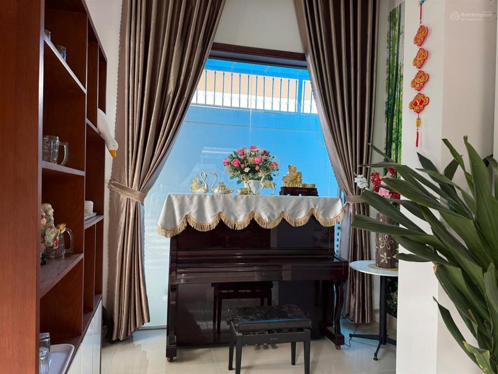 Căn biệt thự hướng đông nam sổ hồng chính chủ kđt hud phước long chỉ 19,8 tỷ/  0931 800 ***