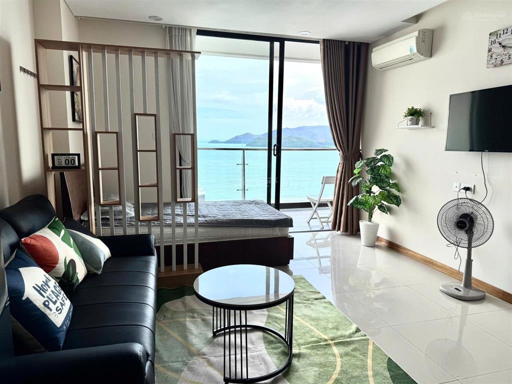 Căn hộ biển sổ hồng lâu dài, đi bộ tắm biển chỉ 50 mét maple nha trang chỉ với 6,5 tỷ