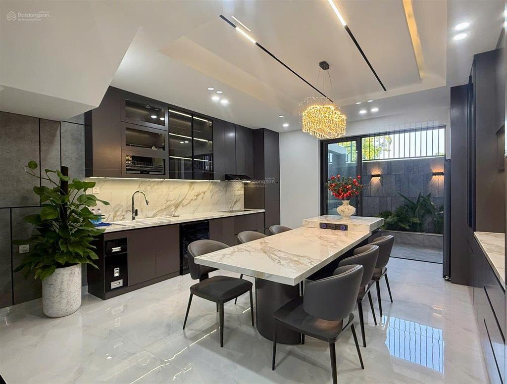 Nhà đẹp mới xây có thang máy, full nội thất cao cấp kđt mỹ gia thái hưng chí 9,46 tỷ