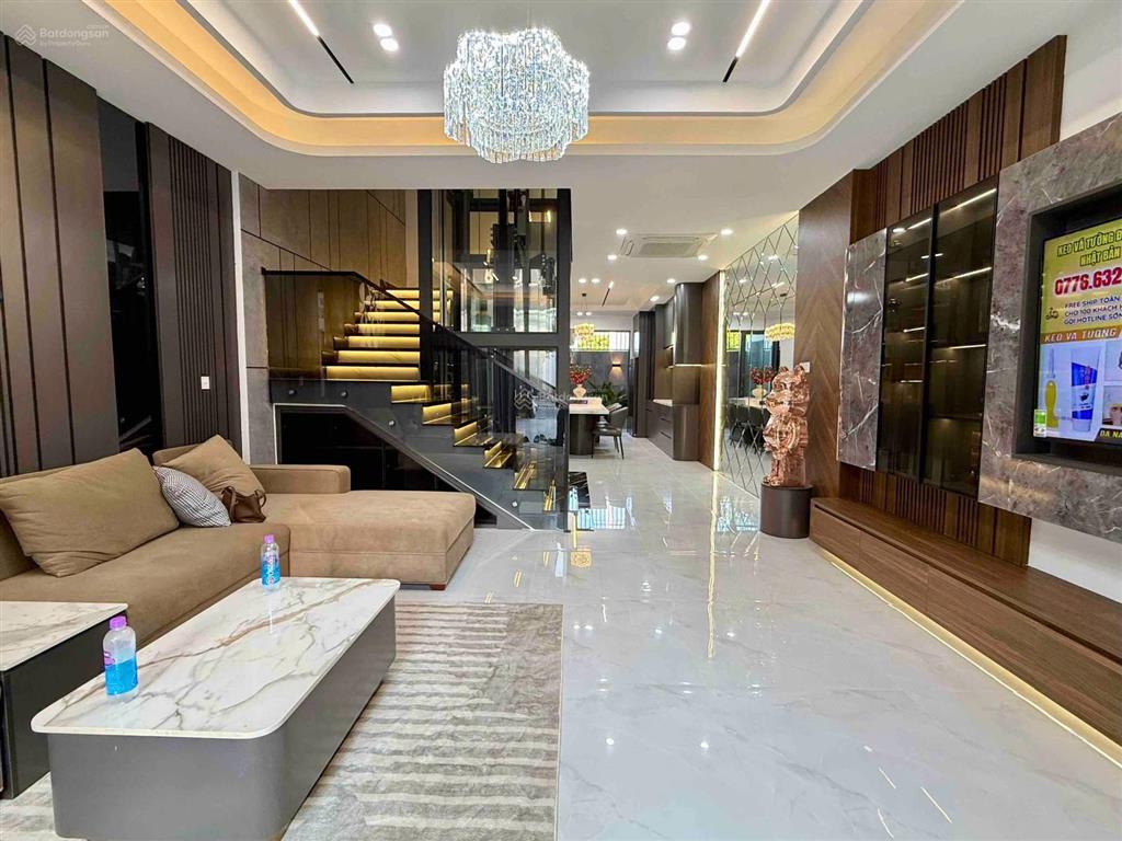 Nhà đẹp mới xây có thang máy, full nội thất cao cấp kđt mỹ gia thái hưng chí 9,46 tỷ