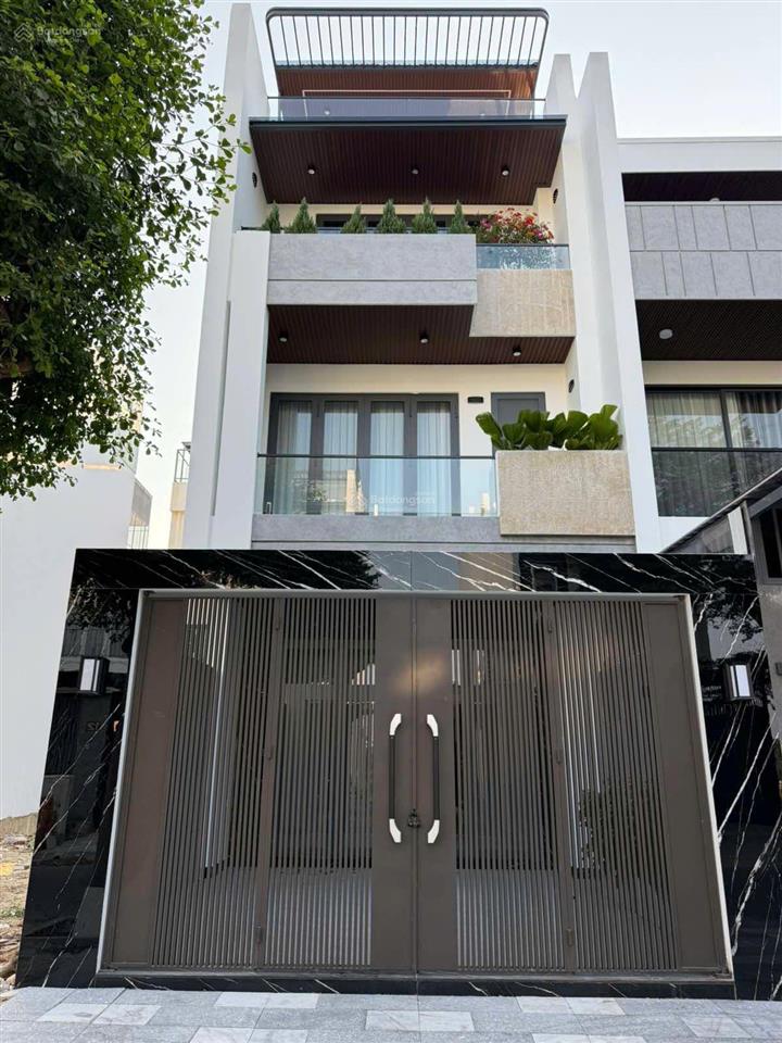 Nhà đẹp mới xây có thang máy, full nội thất cao cấp kđt mỹ gia thái hưng chí 9,46 tỷ