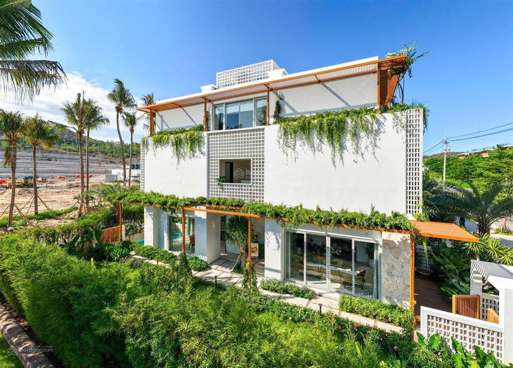 Chỉ 15,2 tỷ sở hữu ngay căn biệt thự la tiên villa trục đường chính độc lập/  0931 800 ***