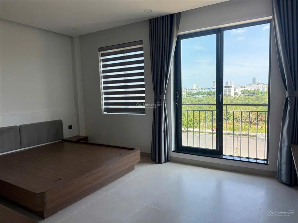 Nhà đẹp mới xây mã căn thần tài, đầu đường số 94 kđt thái hưng mỹ gia full nội thất xịn, giáp sông