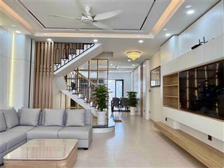 Nhà đẹp mới xây mã căn thần tài, đầu đường số 94 kđt thái hưng mỹ gia full nội thất xịn, giáp sông