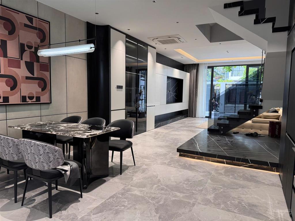 Nhà mới đẹp kđt mỹ gia an khánh chỉ 8 tỷ 150 triệu đang cho thuê 31 triệu/tháng.  0931 800 ***