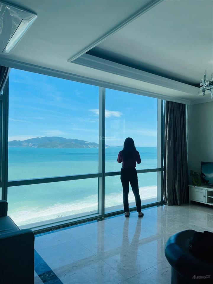 Căn hộ view trực diện biển vip nha trang center chỉ 18 tỷ, tất cả không gian đều thấy biển