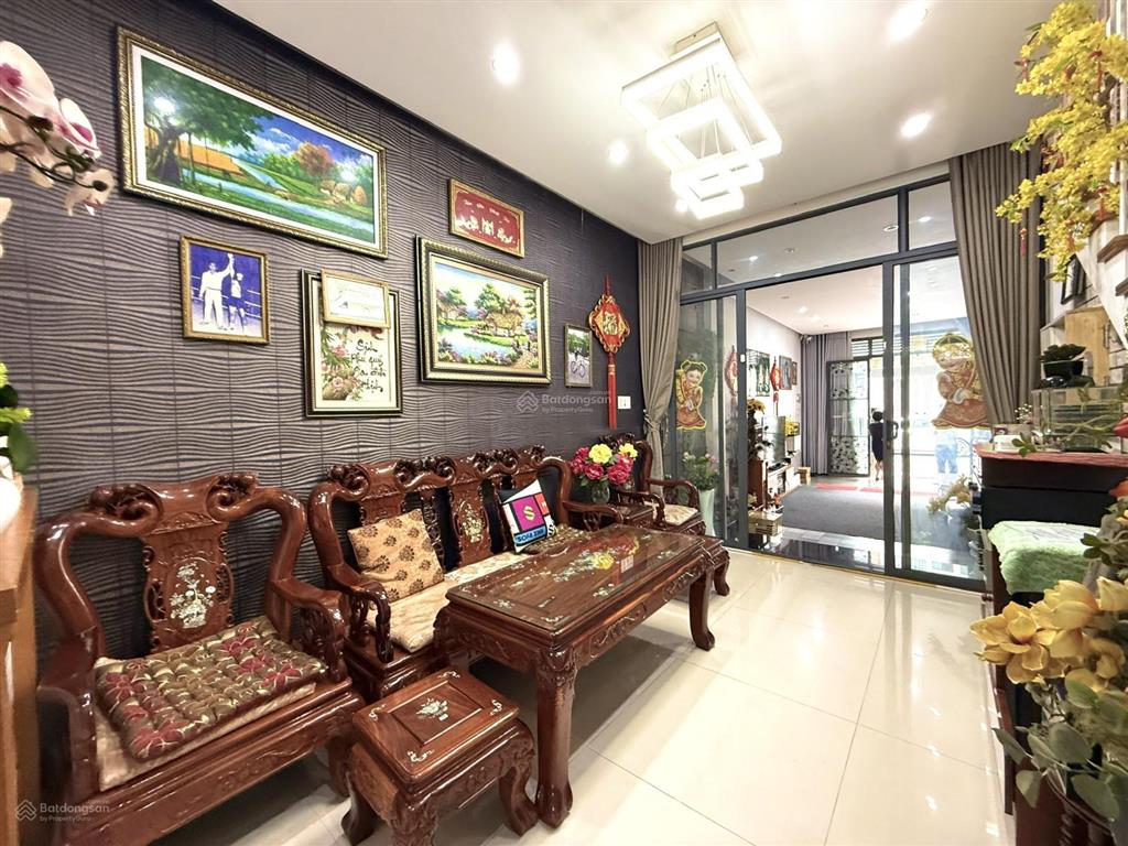 Nhà đẹp giá tốt, chủ cần bán nhanh đường tạ xuân thu vcn phước hải chỉ 11 tỷ/ 0931 800 ***