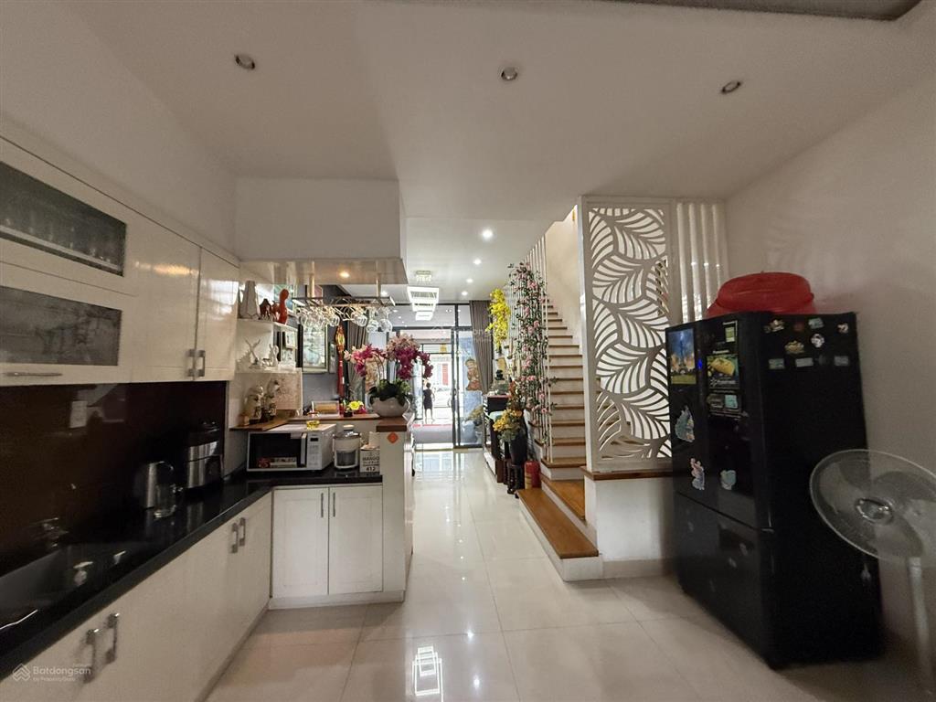 Nhà đẹp giá tốt, chủ cần bán nhanh đường tạ xuân thu vcn phước hải chỉ 11 tỷ/ 0931 800 ***