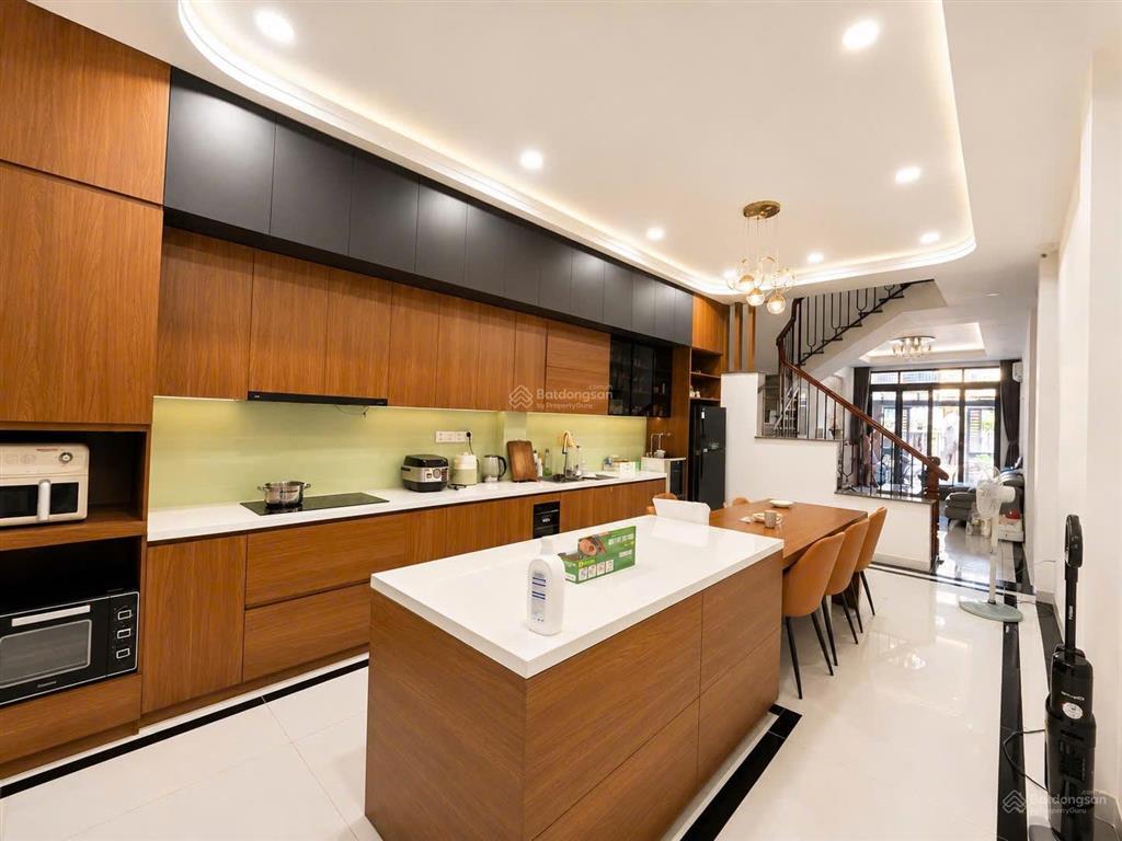 Nhà mới đẹp thiết kế hiện đại căn góc 4 tầng mặt tiền đường đồng nai, phước hải chỉ 7.9 tỷ