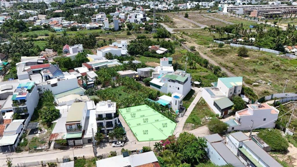 Lô góc đẹp 90m2 mặt tiền đường xóm hạ, thái thông ngay chợ vĩnh thái chỉ 2,65 tỷ/  0931 800 ***